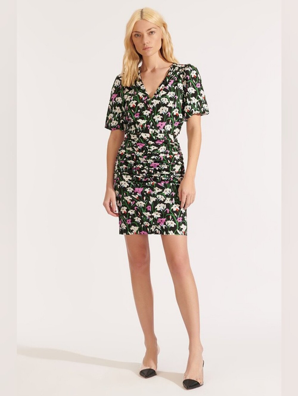 VERONICA BEARD Janis Dress Floral Black Multi Ruched Vneck Size 6 Puffed Sleeves
